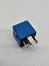 Oryginalne przekaźniki BMW 3er E36 E46 5er E39 niebieskie 8364581